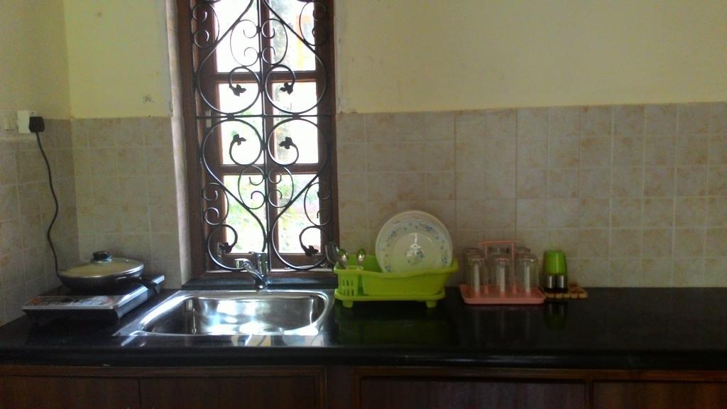 Antonio'S Residency Goa Hotel Betalbatim Ngoại thất bức ảnh